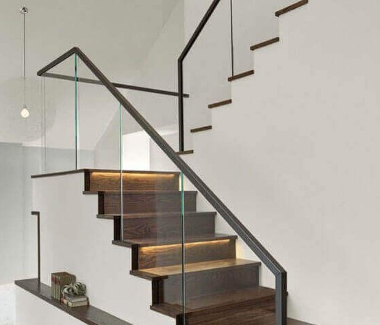 Bảng giá cầu thang kính tay gỗ