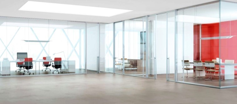 Khi nào nên dùng vách kính văn phòng thay cho vách thạch cao?