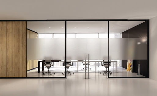 Những lỗi thường gặp khi lắp vách kính cường lực và cách phòng tránh