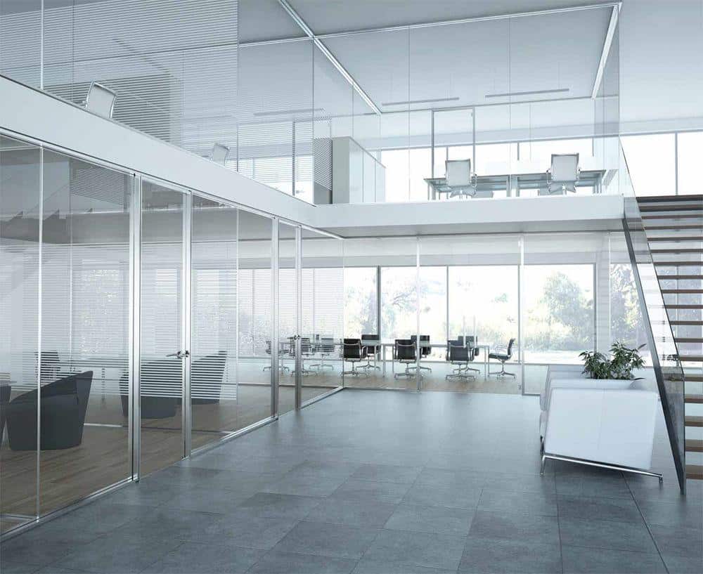 Tối ưu chiếu sáng tự nhiên nơi làm việc với vách kính cường lực