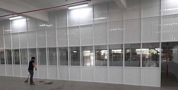 Lắp vách ngăn nhôm kính trong nhà xưởng ở đâu giá tốt?