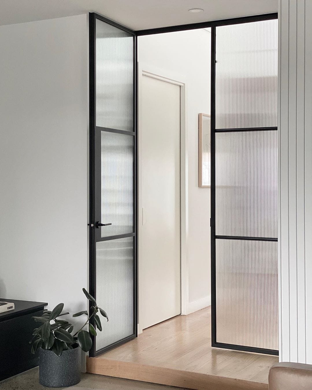 Gợi ý các mẫu vách nội thất slim được chọn lắp nhiều nhất